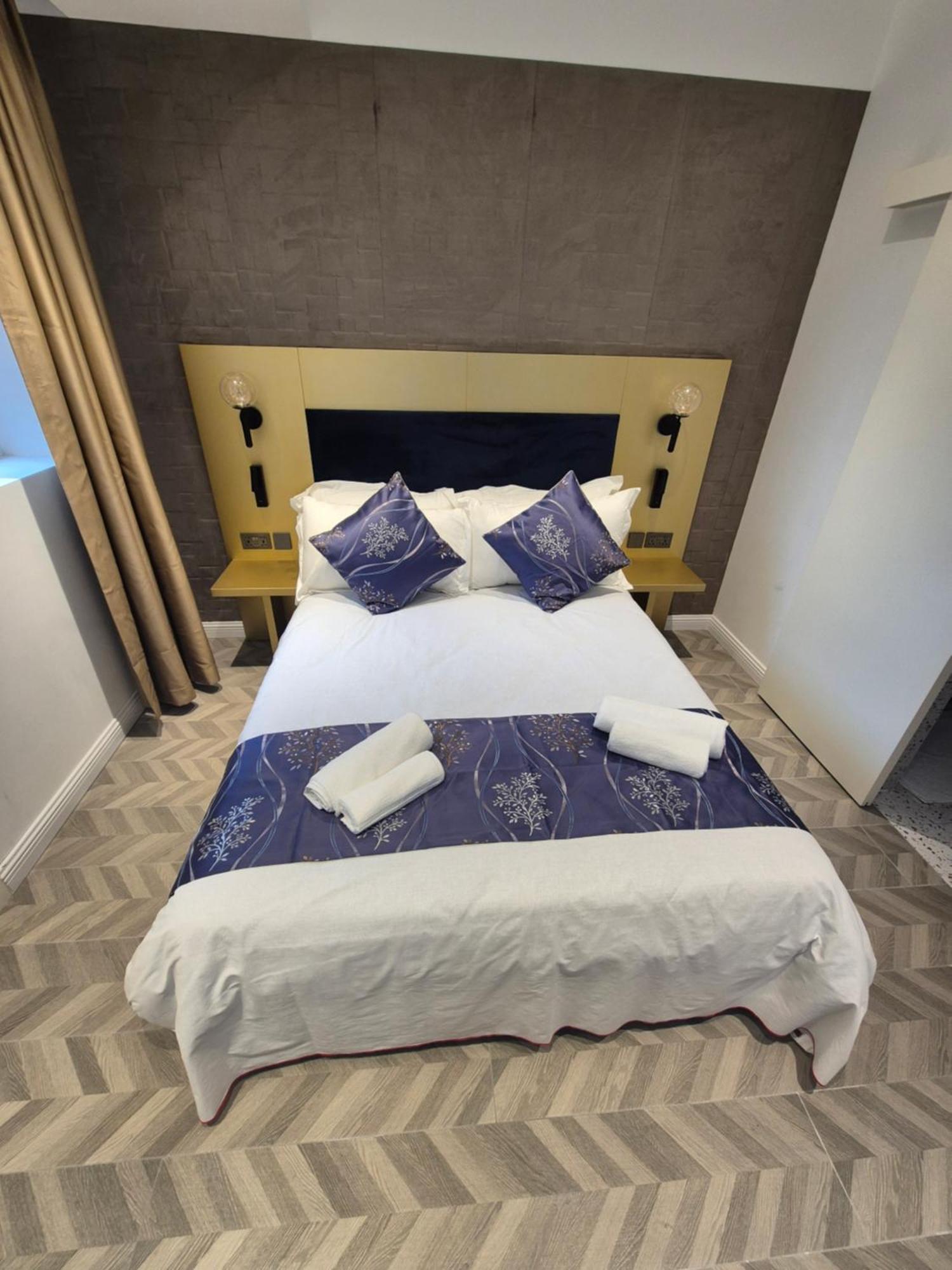 Rosemay Hotel Near London Heathrow Airport Hayes  Exterior foto